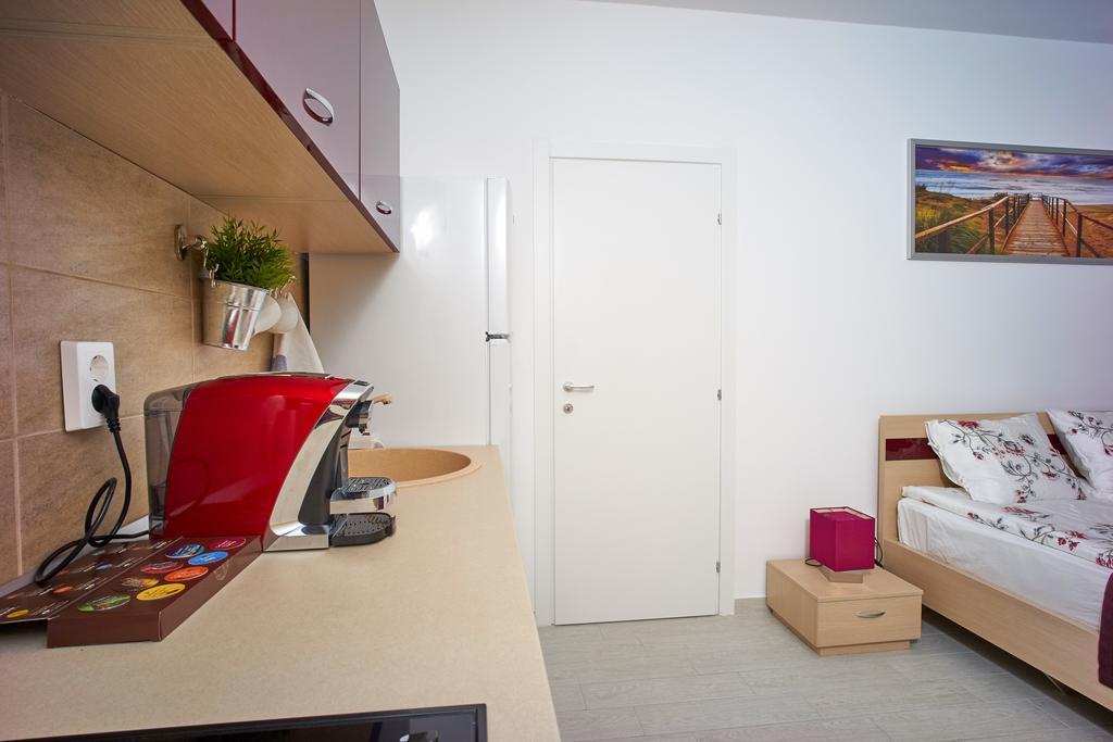 Studio Riviera มามายา ภายนอก รูปภาพ
